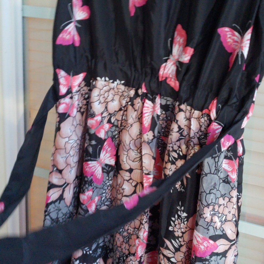 Donated♥️NEW Boho Chic Dress butterfly - Picture 5 of 6